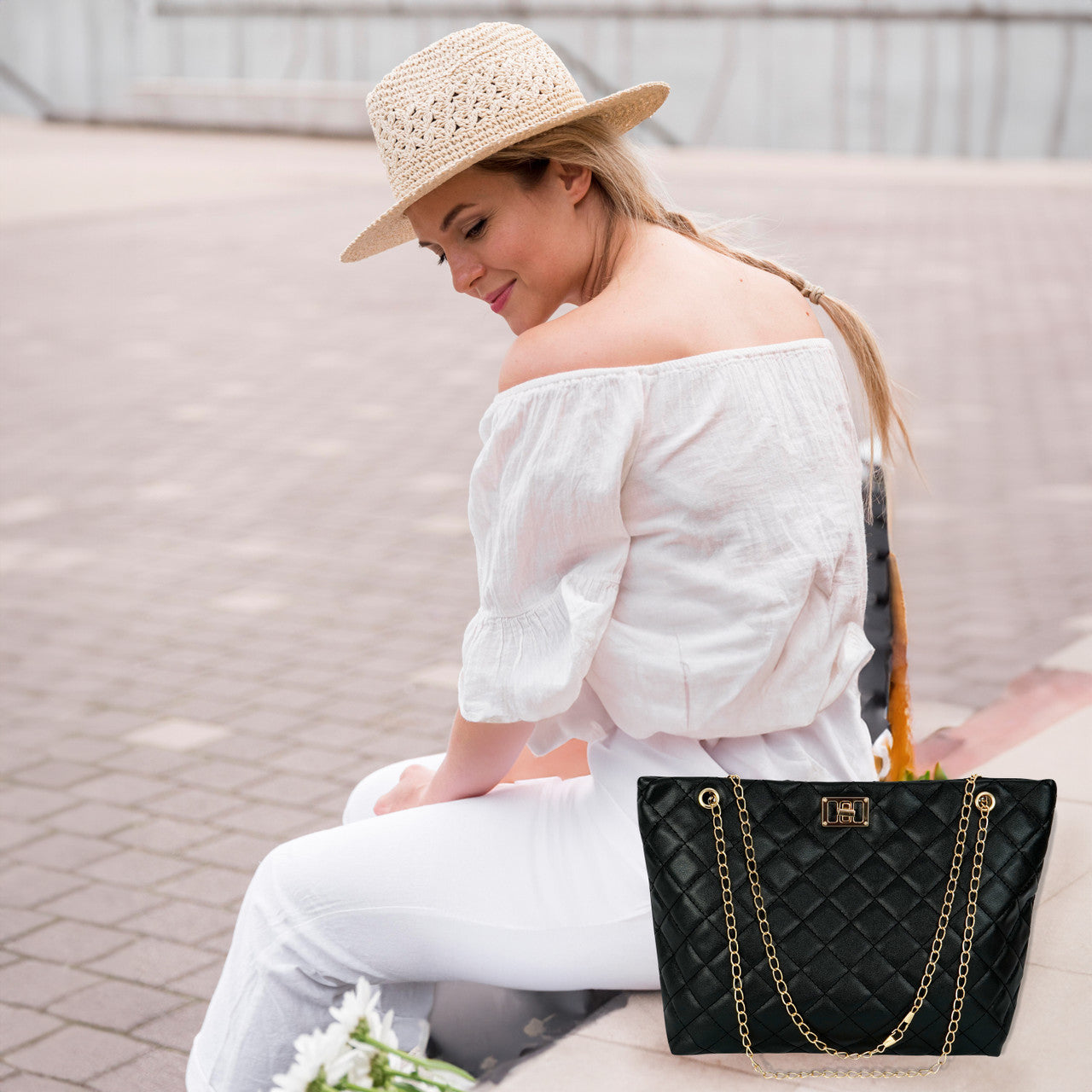 Storite Women Black Handbag
