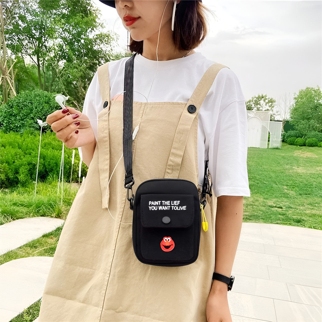 Storite  Black Women Sling Bag Nylon Mini Mobile Sling Bag, Cross Body Bag For Women